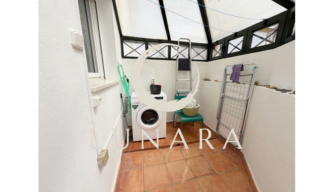 2 bedroom Terraced Villa for sale in Lepe with garage - € 199,500 (Ref: 9763539)