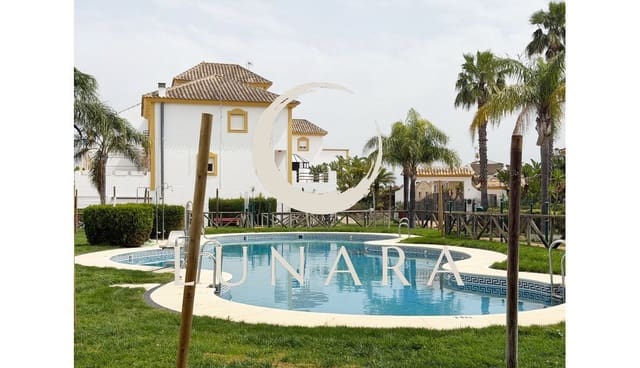 2 soveværelse Rækkehus til salg i Lepe med garage - € 199.500 (Ref: 9763539)