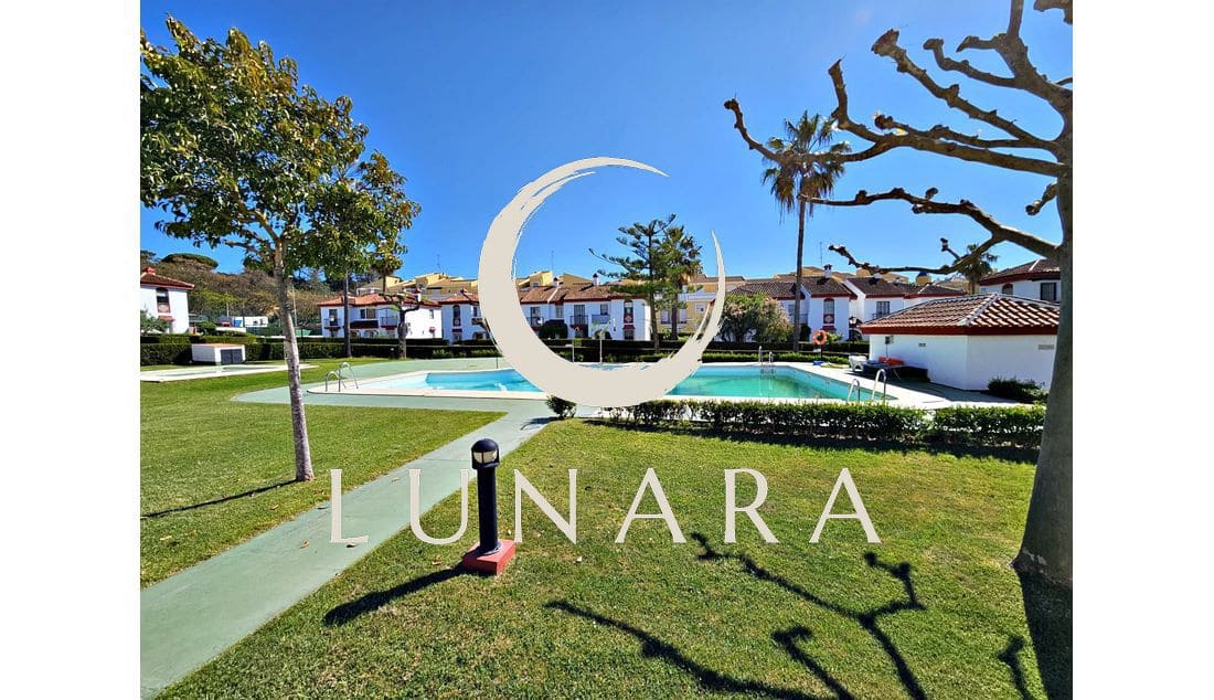 2 Zimmer Apartment zu verkaufen in Lepe mit Garage - 305.000 € (Ref: 9826367)