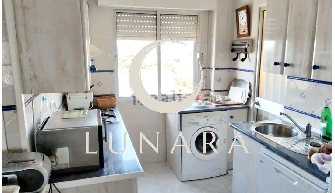 3 bedroom Apartment for sale in Isla Cristina - € 260,000 (Ref: 9833411)