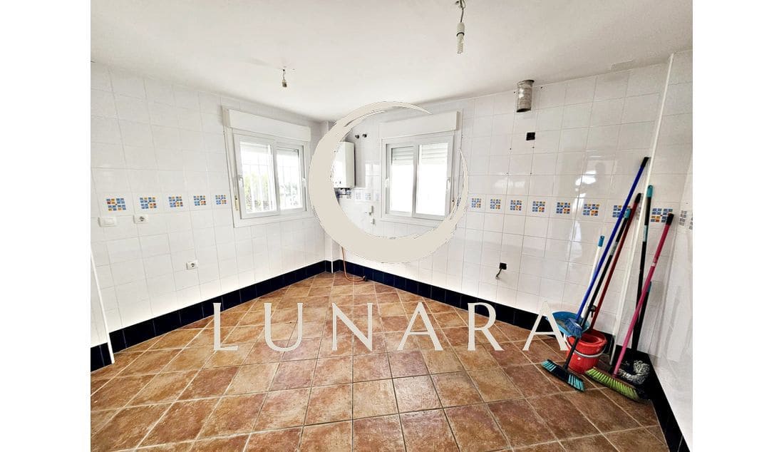 3 bedroom Terraced Villa for sale in Ayamonte with garage - € 349,990 (Ref: 9836020)