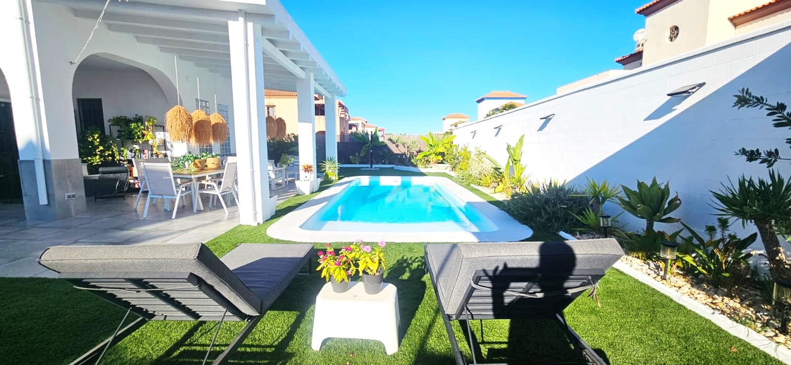 Villa til salg i Ayamonte med swimmingpool garage - € 465.000 (Ref: 9237779)