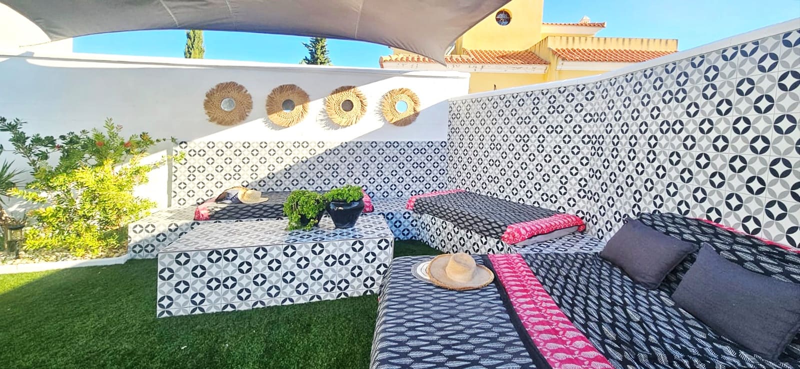 Villa til salg i Ayamonte med swimmingpool garage - € 465.000 (Ref: 9237779)