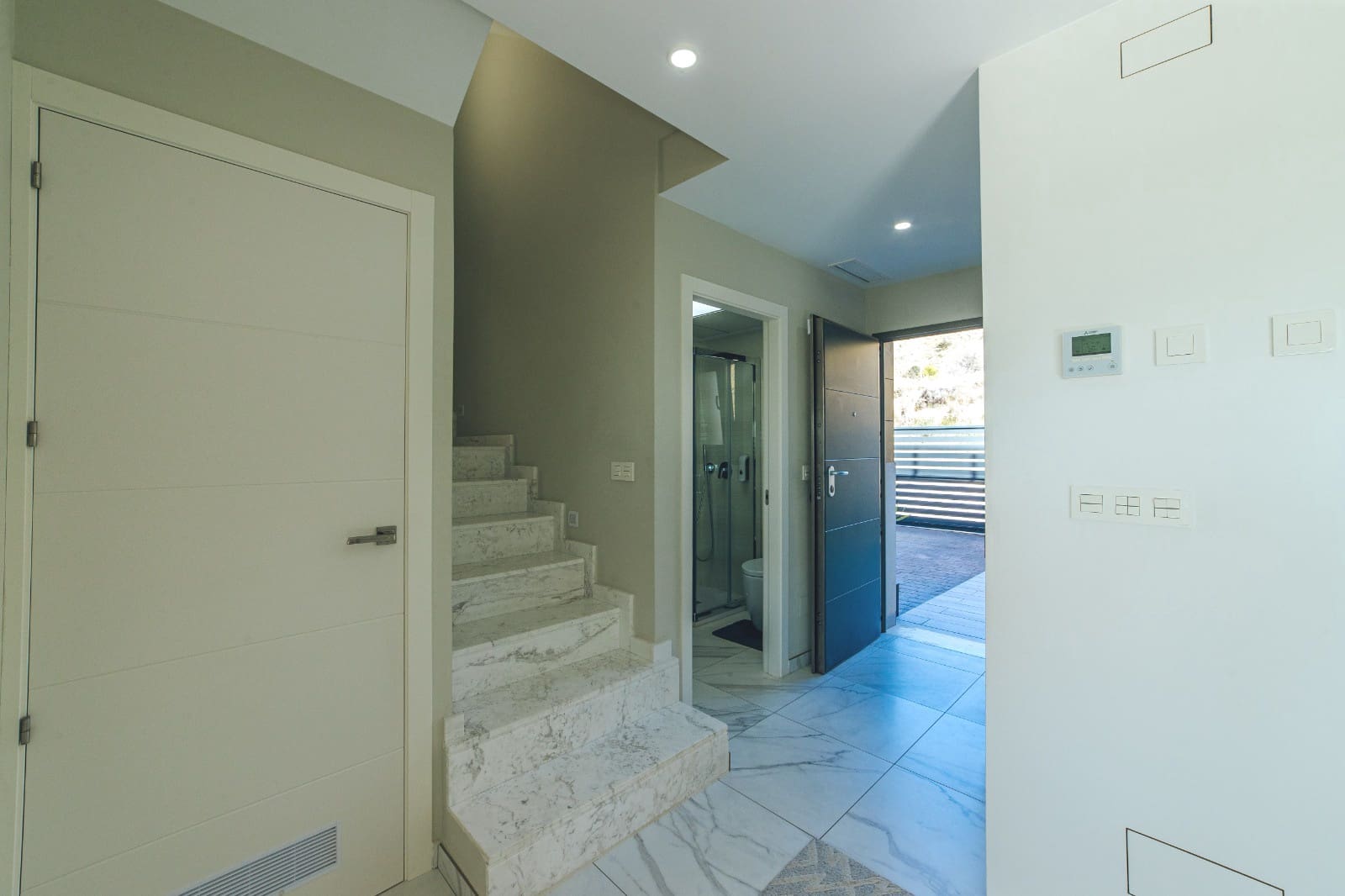 Chalet de 3 habitaciones en Finestrat en venta con piscina garaje - 695.000 € (Ref: 7879560)