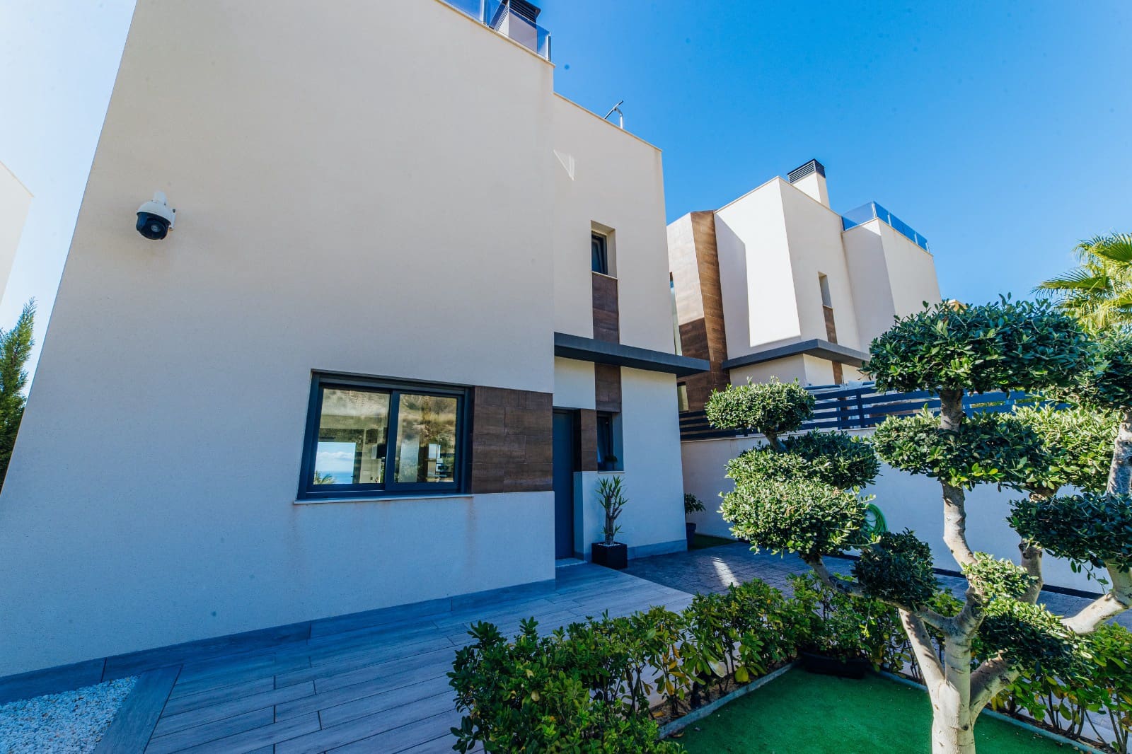 Chalet de 3 habitaciones en Finestrat en venta con piscina garaje - 695.000 € (Ref: 7879560)