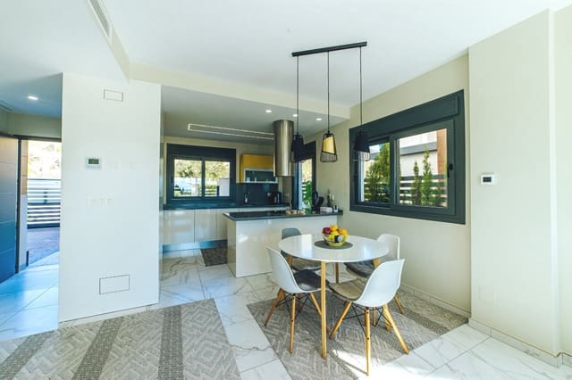 Chalet de 3 habitaciones en Balcón de Finestrat - Terra Marina, Finestrat en venta con piscina garaje - 695.000 € (Ref: 7879560)