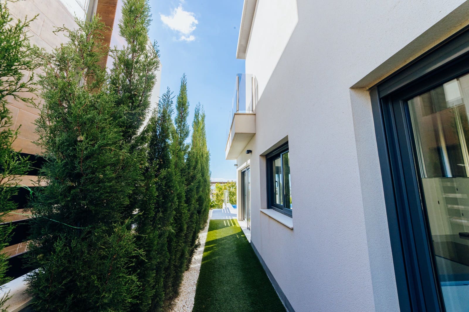 Chalet de 3 habitaciones en Finestrat en venta con piscina garaje - 695.000 € (Ref: 7879560)