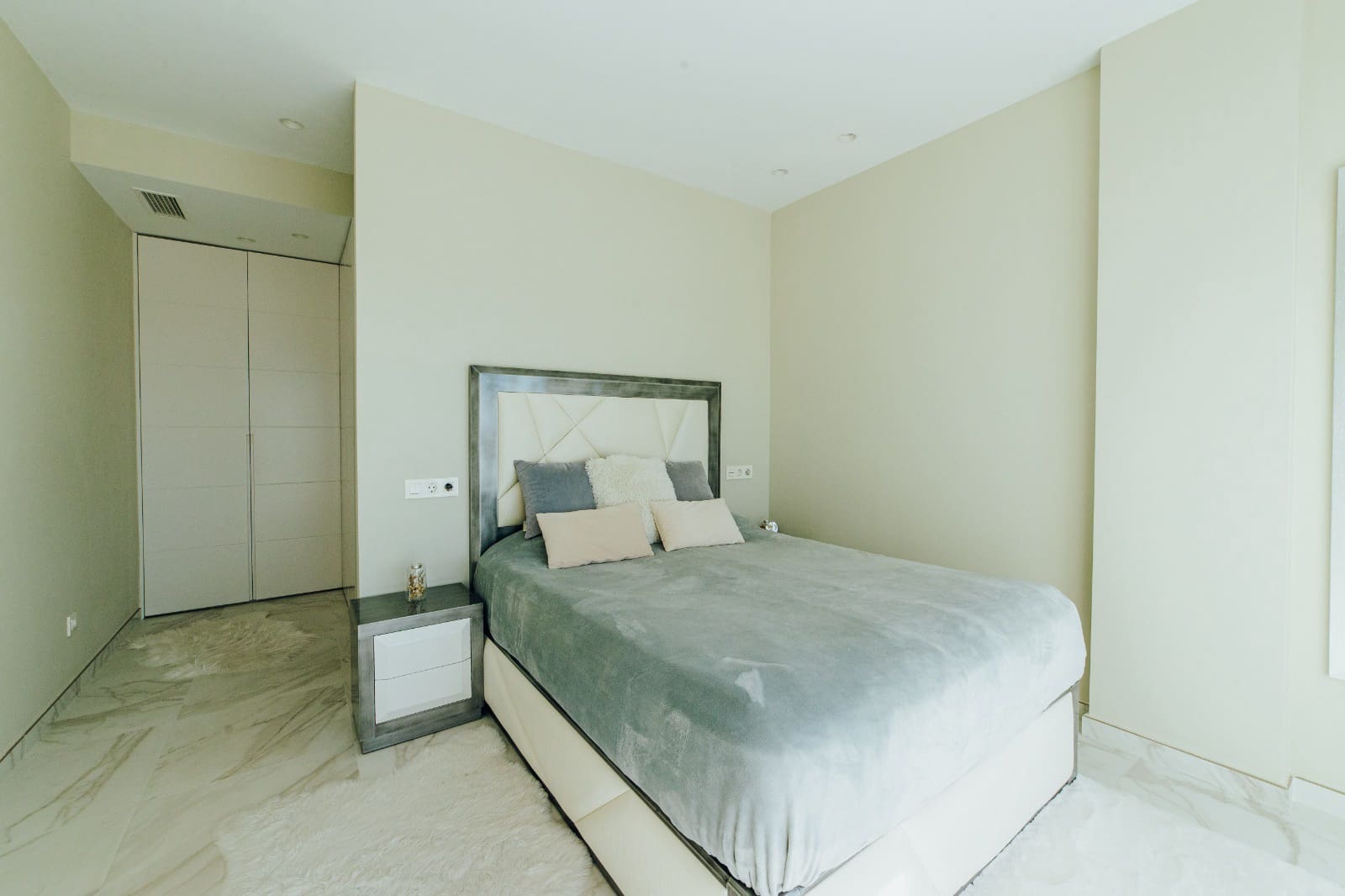 Chalet de 3 habitaciones en Finestrat en venta con piscina garaje - 695.000 € (Ref: 7879560)