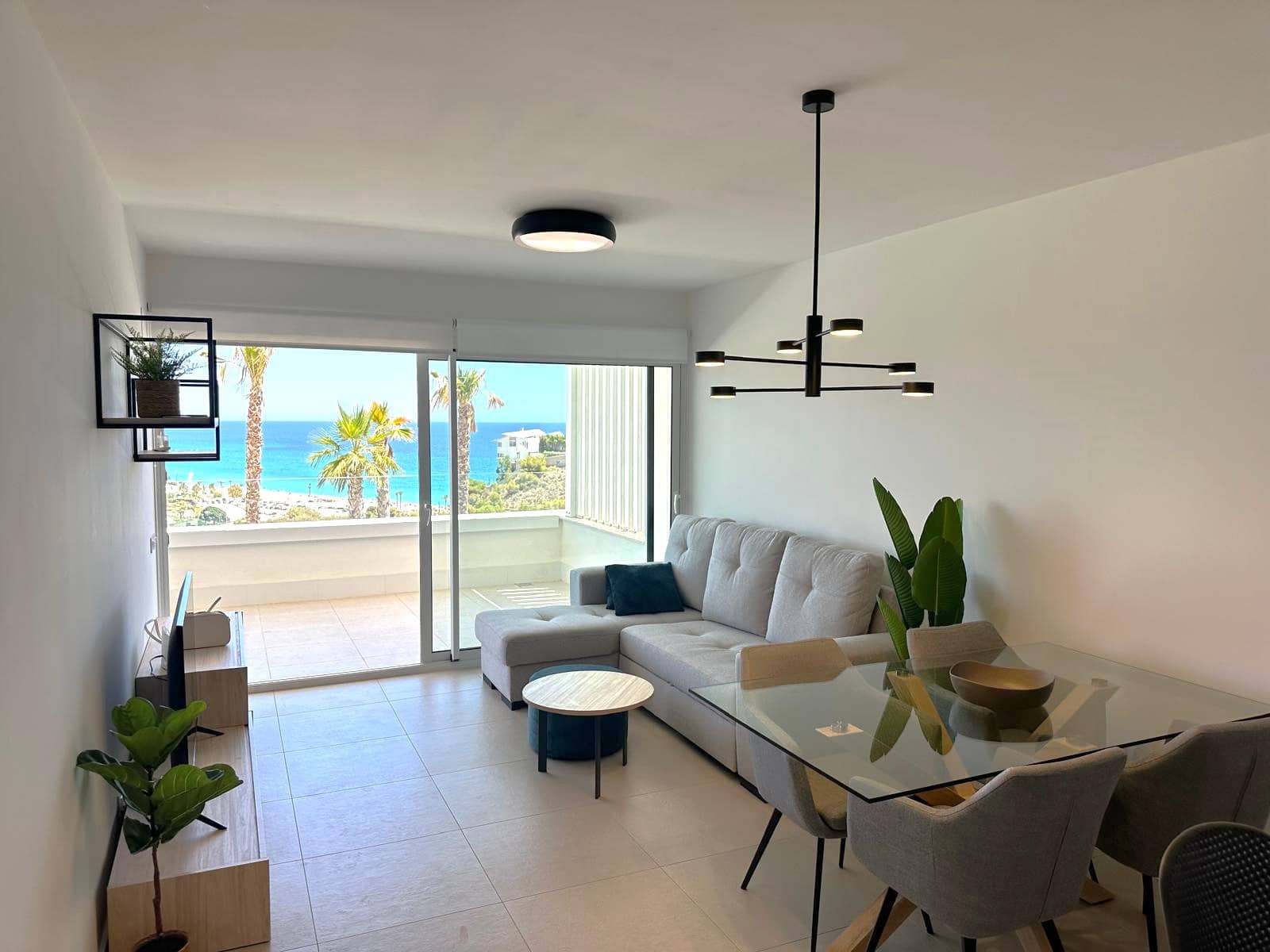 2 bedroom Beach Apartment for sale in La Villajoyosa / Vila Joiosa with pool garage - € 675,000 (Ref: 8840428)