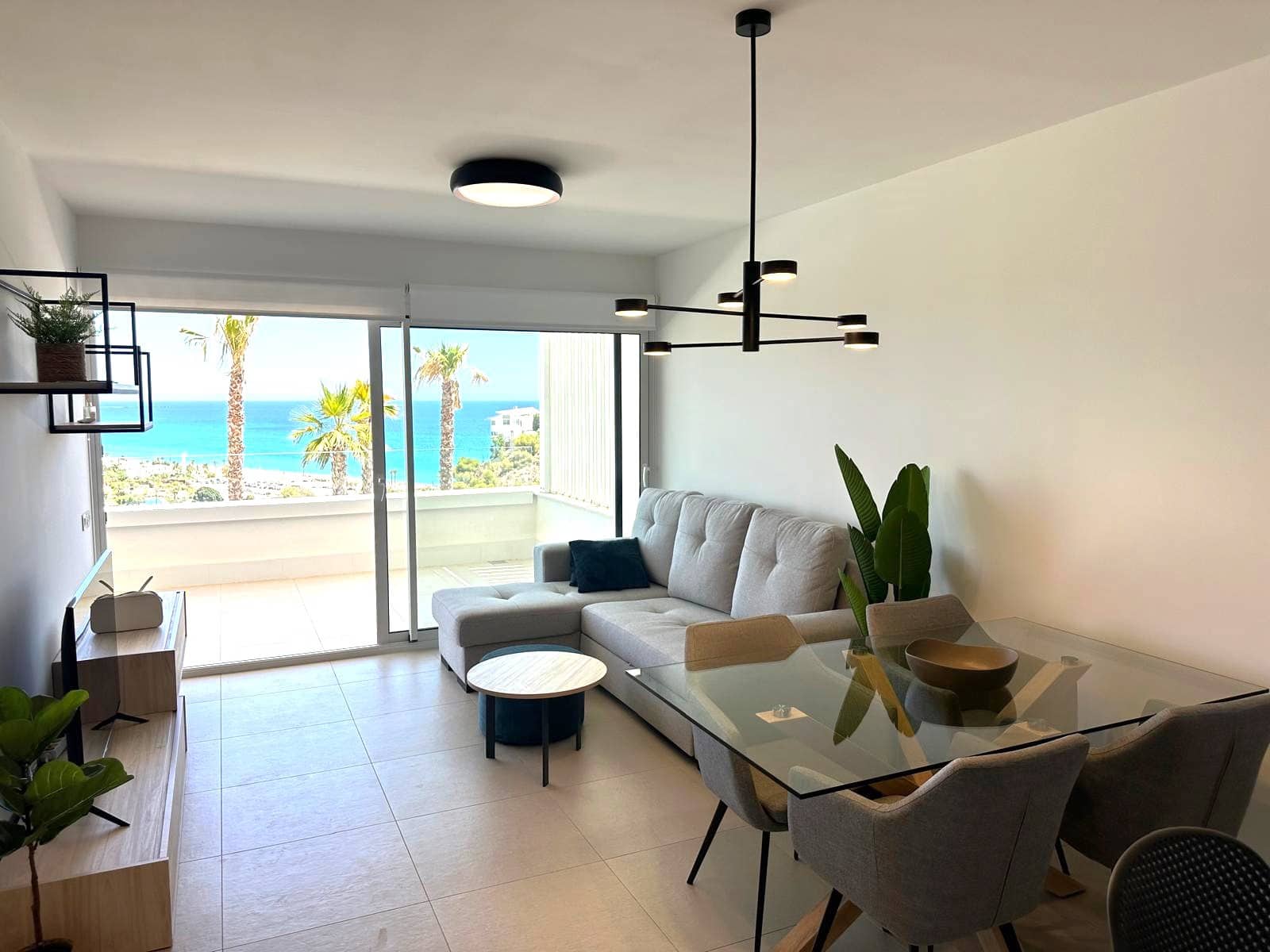 2 bedroom Beach Apartment for sale in La Villajoyosa / Vila Joiosa with pool garage - € 675,000 (Ref: 8840428)