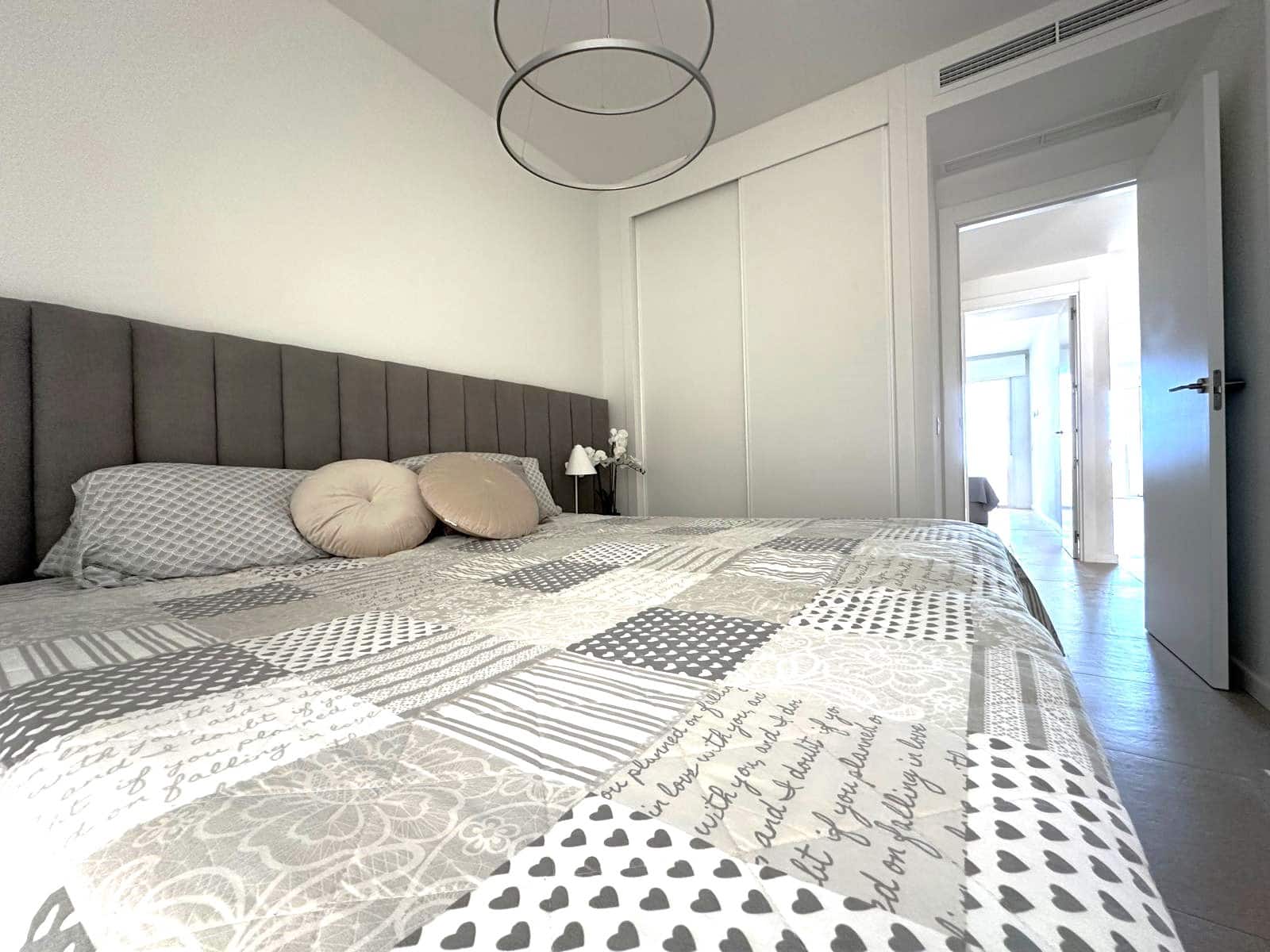 2 bedroom Beach Apartment for sale in La Villajoyosa / Vila Joiosa with pool garage - € 675,000 (Ref: 8840428)