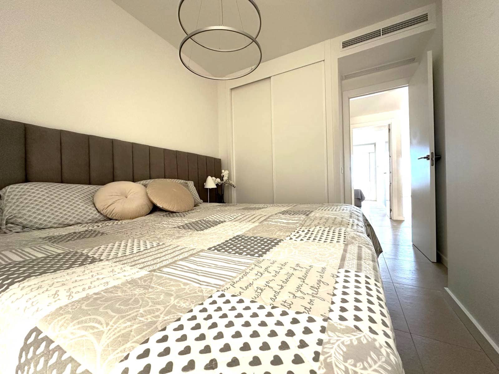 2 bedroom Beach Apartment for sale in La Villajoyosa / Vila Joiosa with pool garage - € 675,000 (Ref: 8840428)