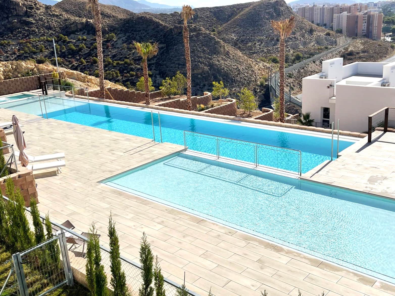 2 bedroom Beach Apartment for sale in La Villajoyosa / Vila Joiosa with pool garage - € 675,000 (Ref: 8840428)