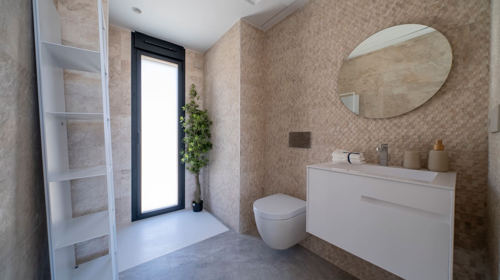 4 bedroom Villa for sale in Finestrat with pool garage - € 1,350,000 (Ref: 8906201)