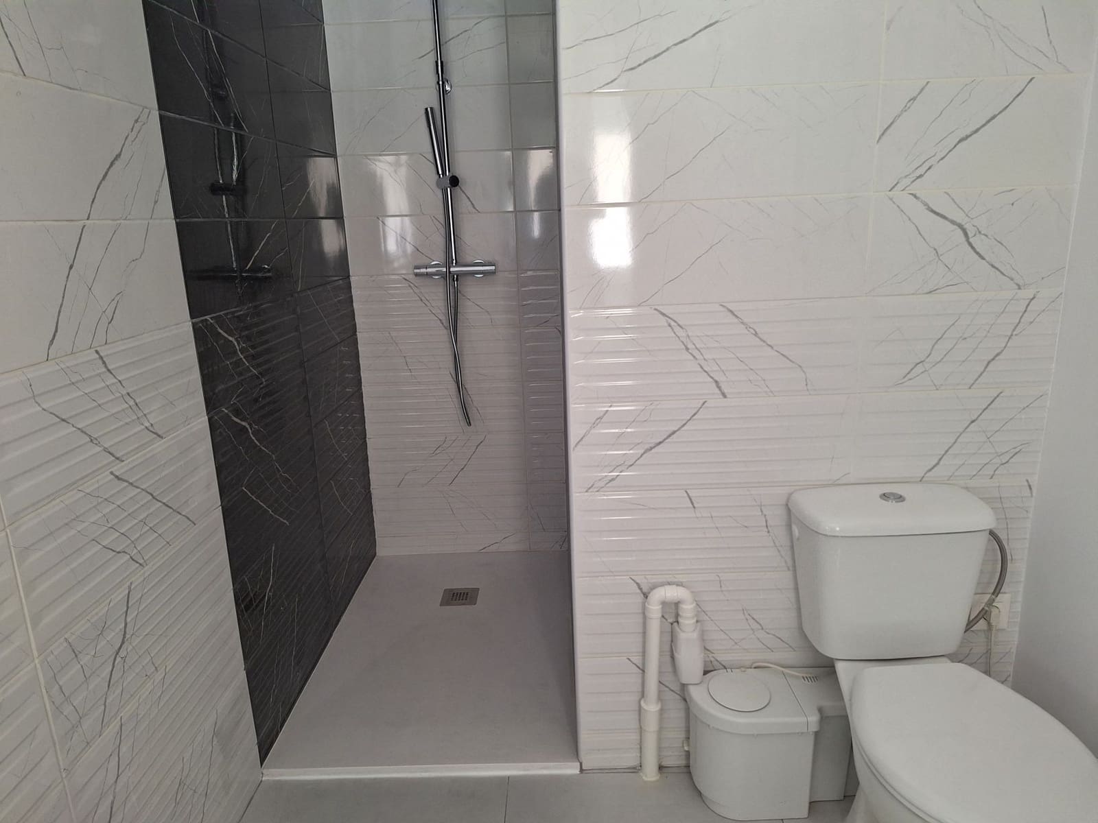 2 soveværelse Lejlighed til salg i Benidorm med garage - € 249.500 (Ref: 9008146)