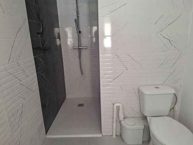 2 soveværelse Lejlighed til salg i Centro Urbano, Benidorm med garage - € 249.500 (Ref: 9008146)