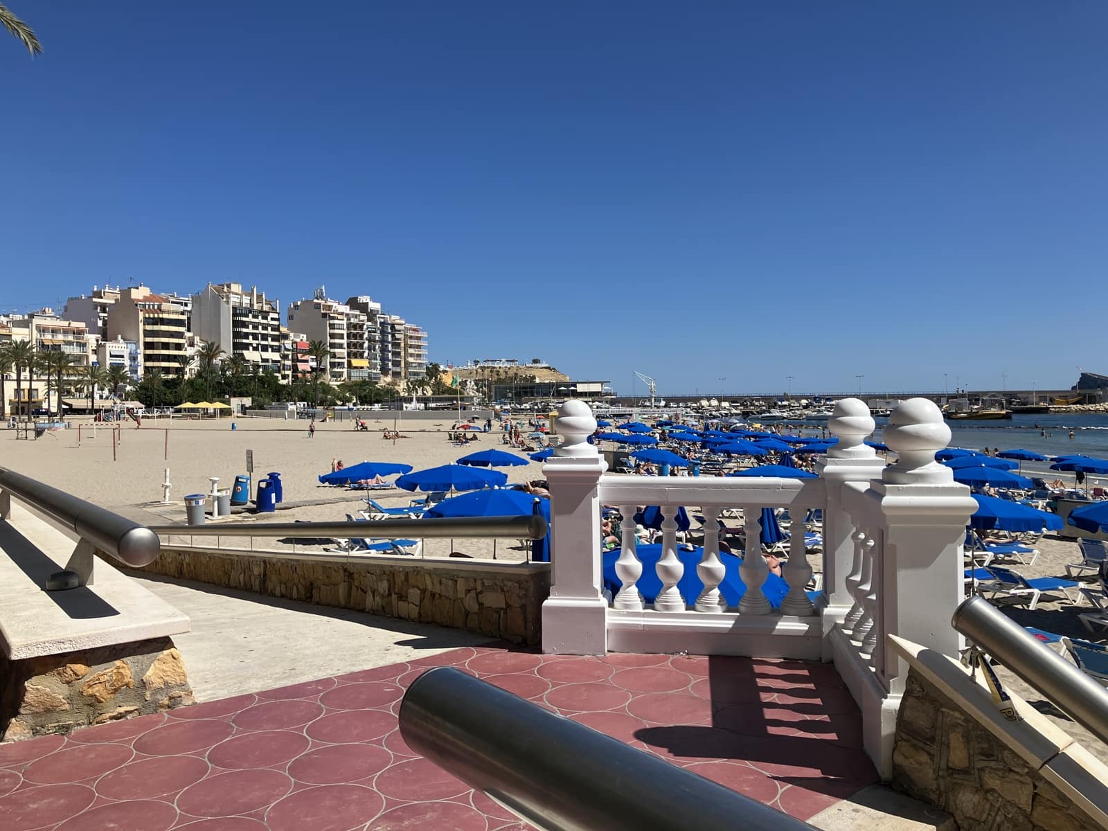 2 soveværelse Lejlighed til salg i Benidorm med garage - € 249.500 (Ref: 9008146)