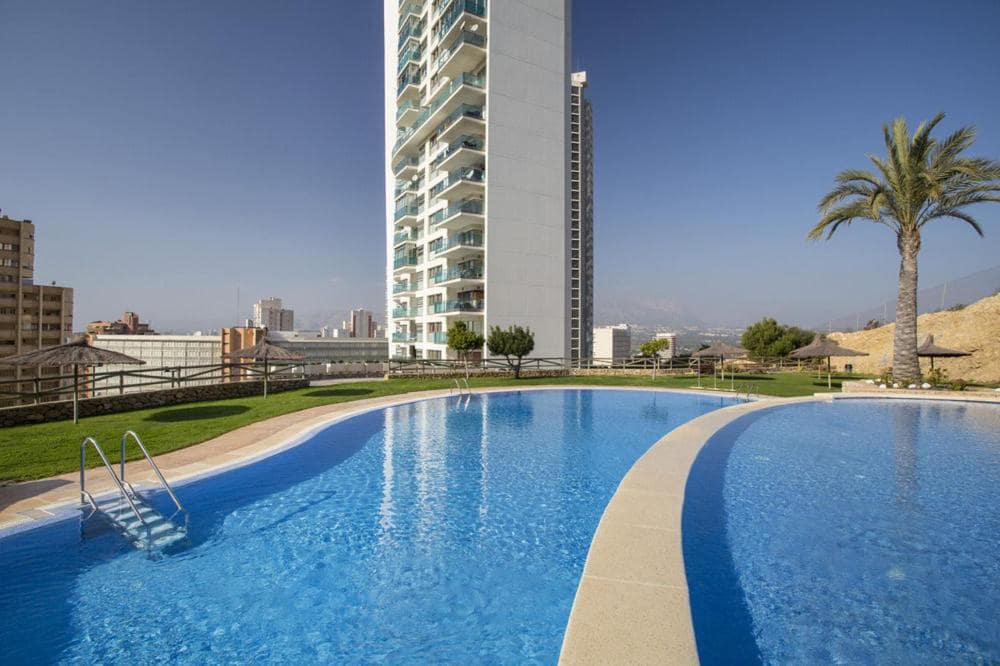2 soveværelse Lejlighed til salg i Benidorm med swimmingpool garage - € 414.000 (Ref: 9035606)