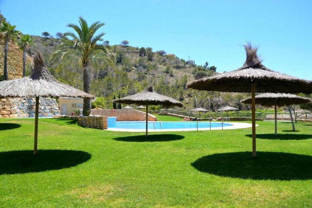 2 soveværelse Lejlighed til salg i Benidorm med swimmingpool garage - € 414.000 (Ref: 9035606)