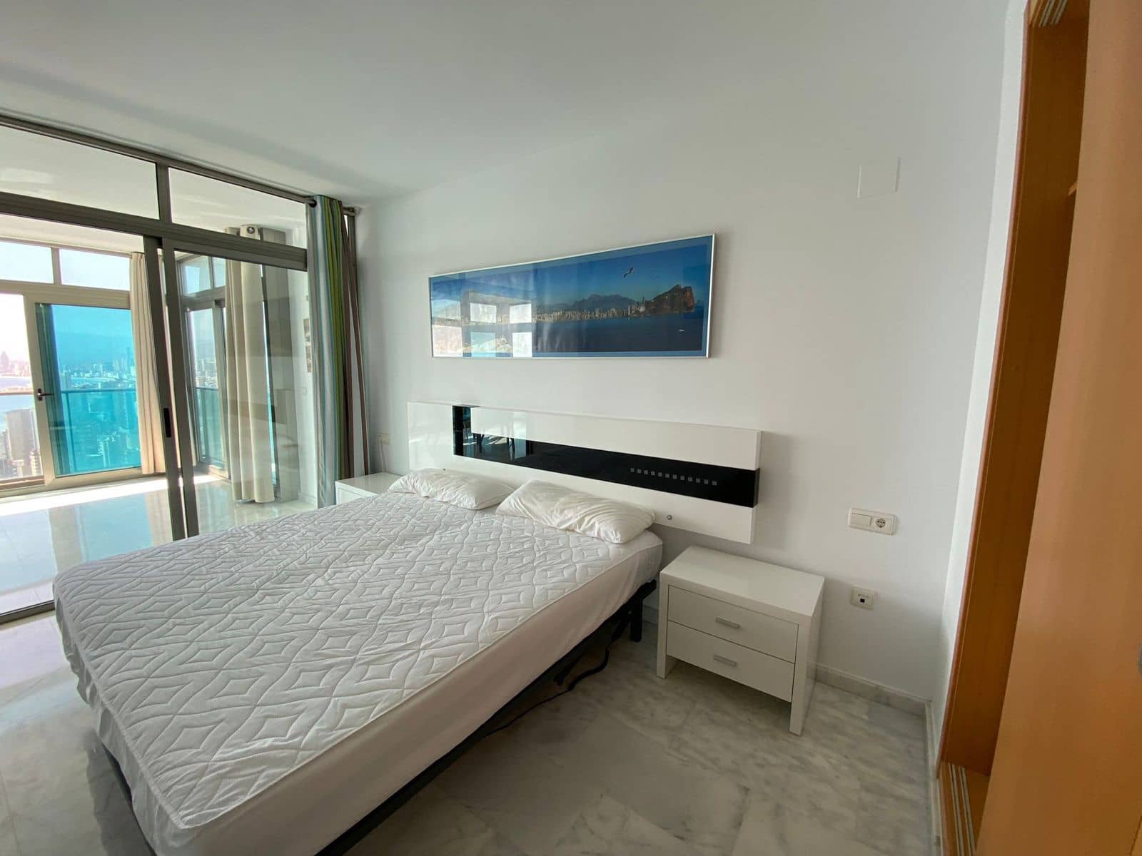 2 soveværelse Lejlighed til salg i Benidorm med swimmingpool garage - € 414.000 (Ref: 9035606)