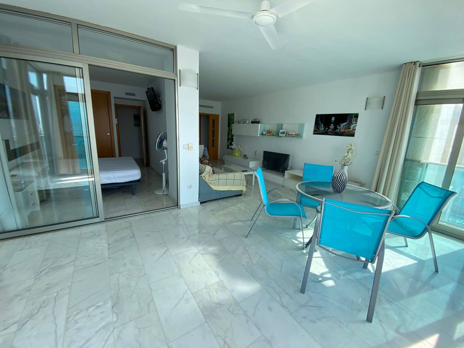 2 soveværelse Lejlighed til salg i Benidorm med swimmingpool garage - € 414.000 (Ref: 9035606)