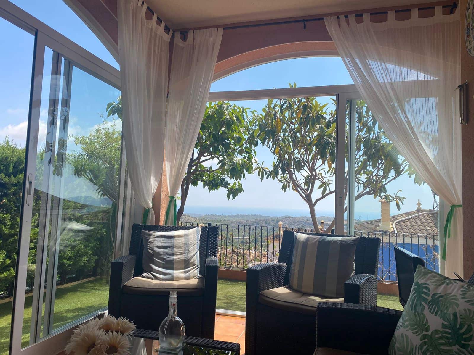 Chalet de 3 habitaciones en Polop en venta con piscina garaje - 466.500 € (Ref: 9144310)