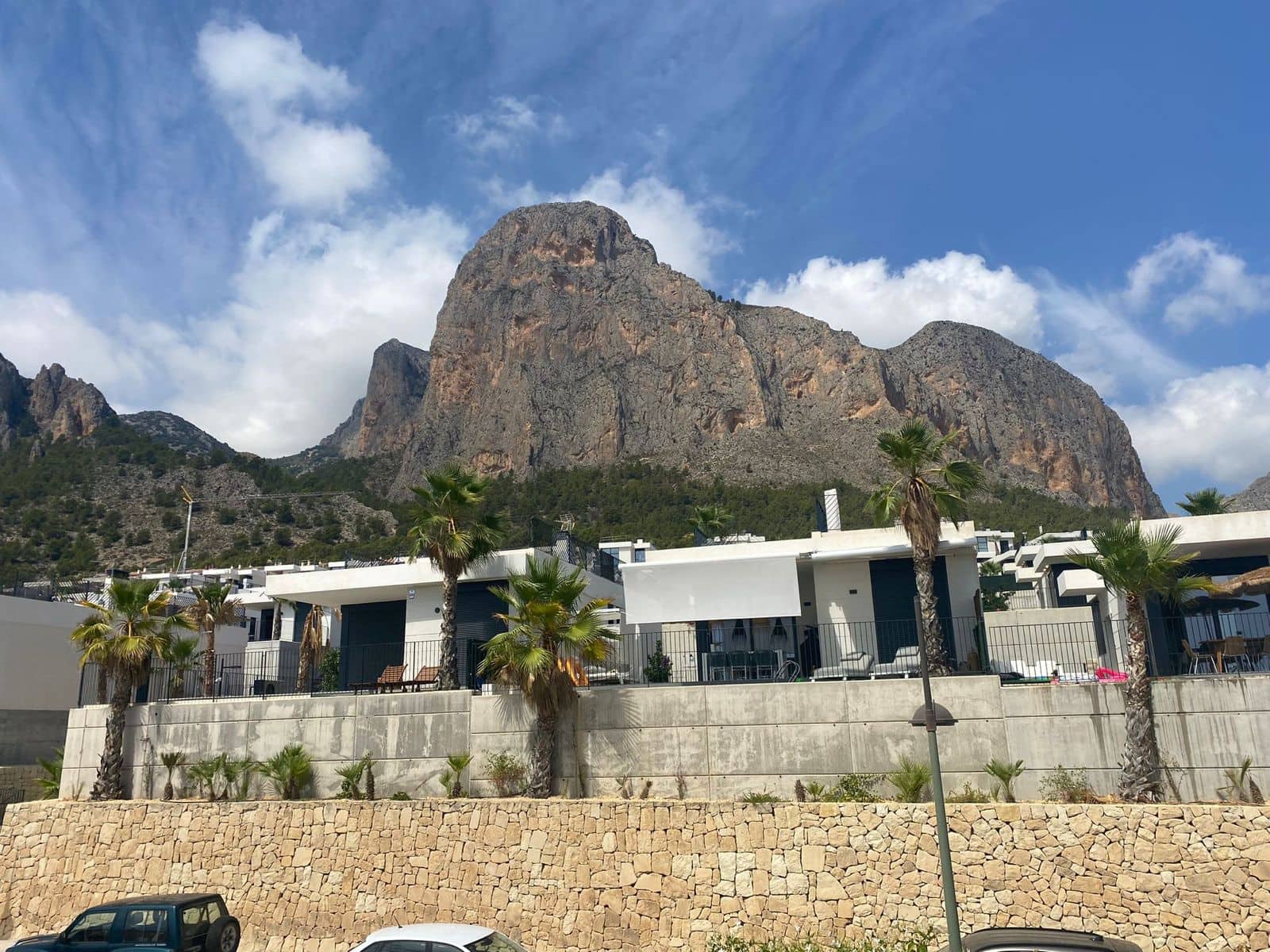 Chalet de 3 habitaciones en Polop en venta con piscina garaje - 466.500 € (Ref: 9144310)