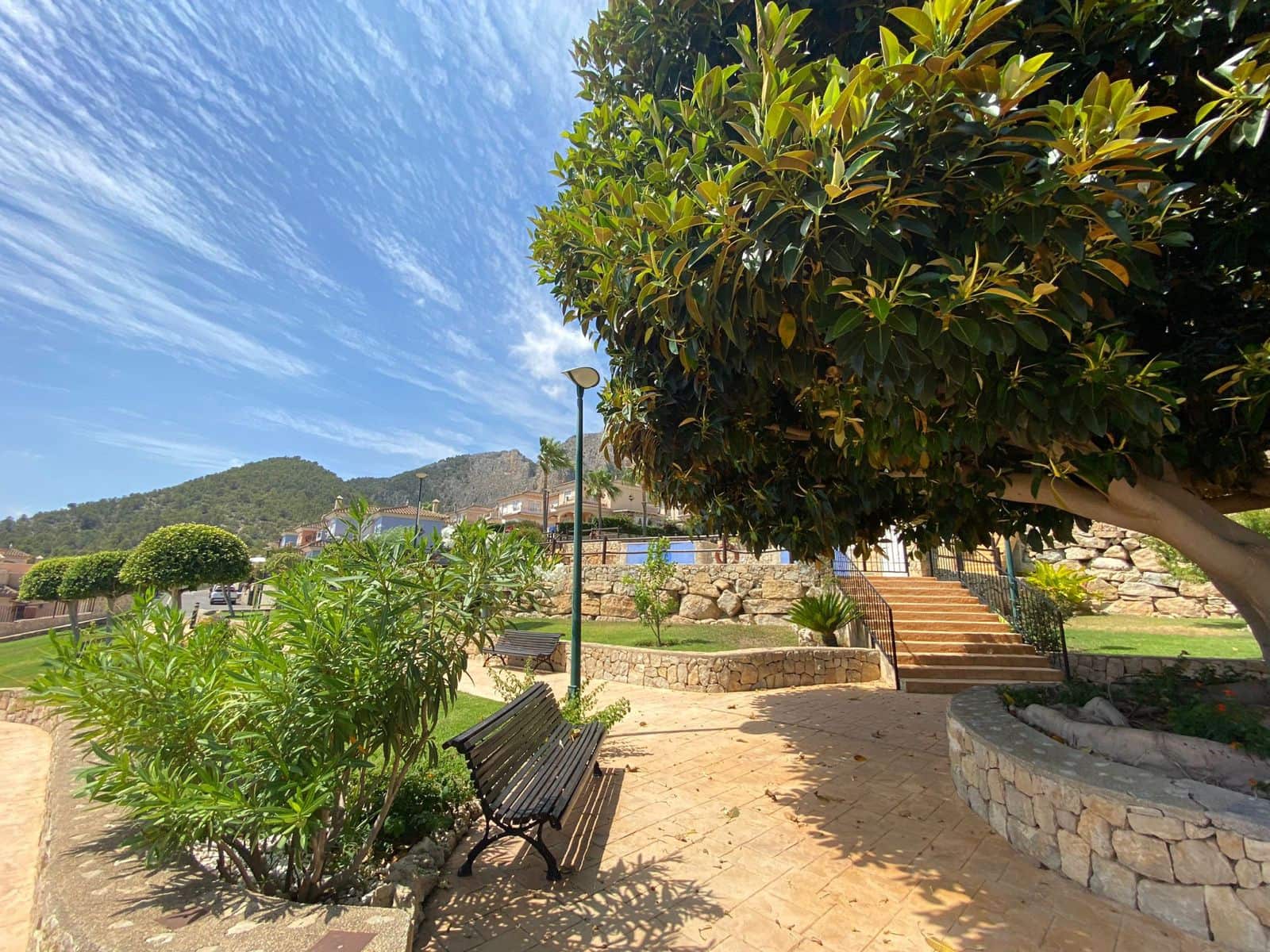 Chalet de 3 habitaciones en Polop en venta con piscina garaje - 466.500 € (Ref: 9144310)