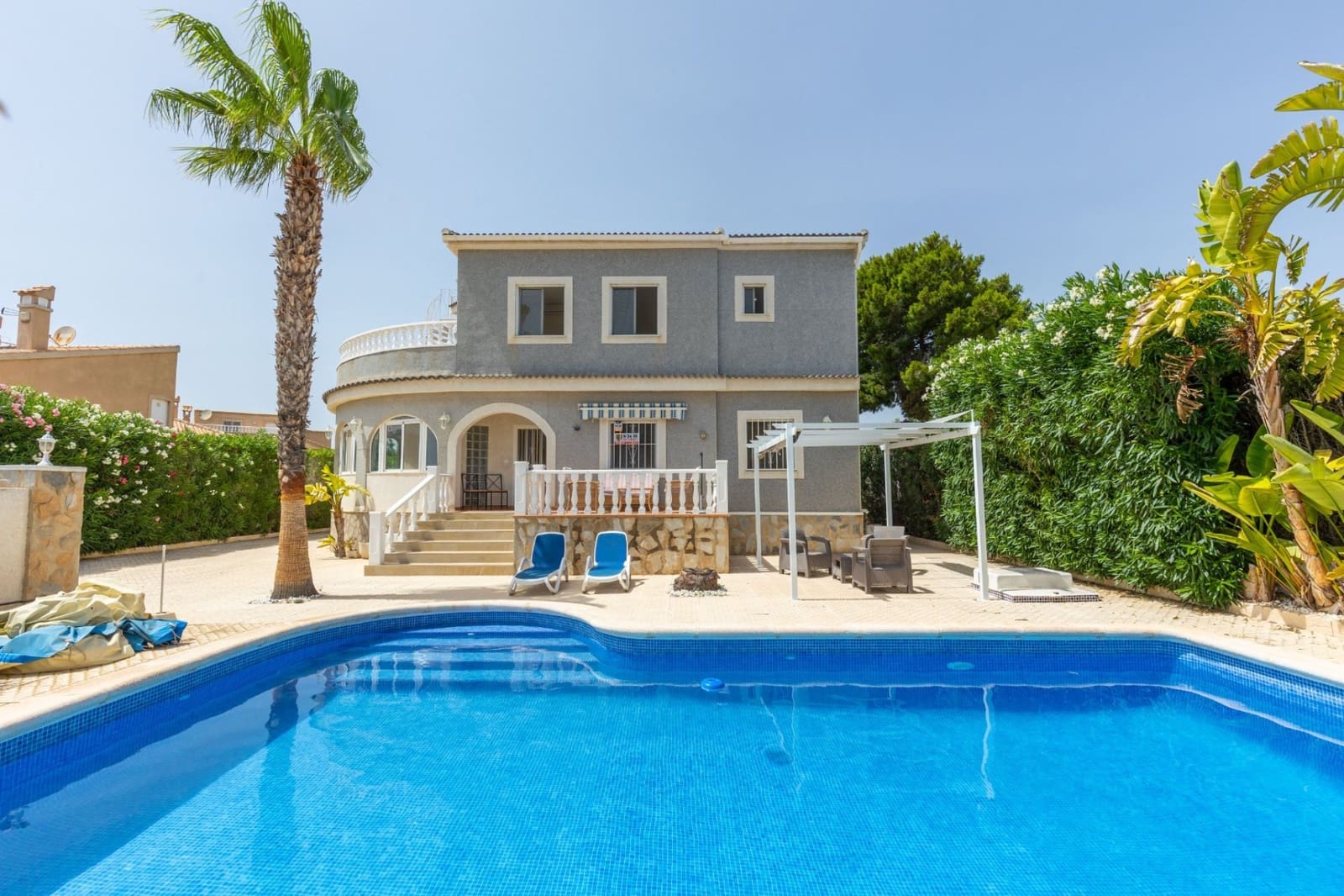 5 bedroom Villa for sale in San Fulgencio with pool garage - € 500,000 (Ref: 9148458)