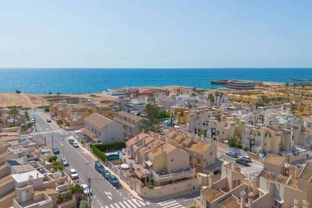 4 soveværelse Byhus til salg i Los Frutales, Torrevieja med swimmingpool garage - € 350.000 (Ref: 9148685)