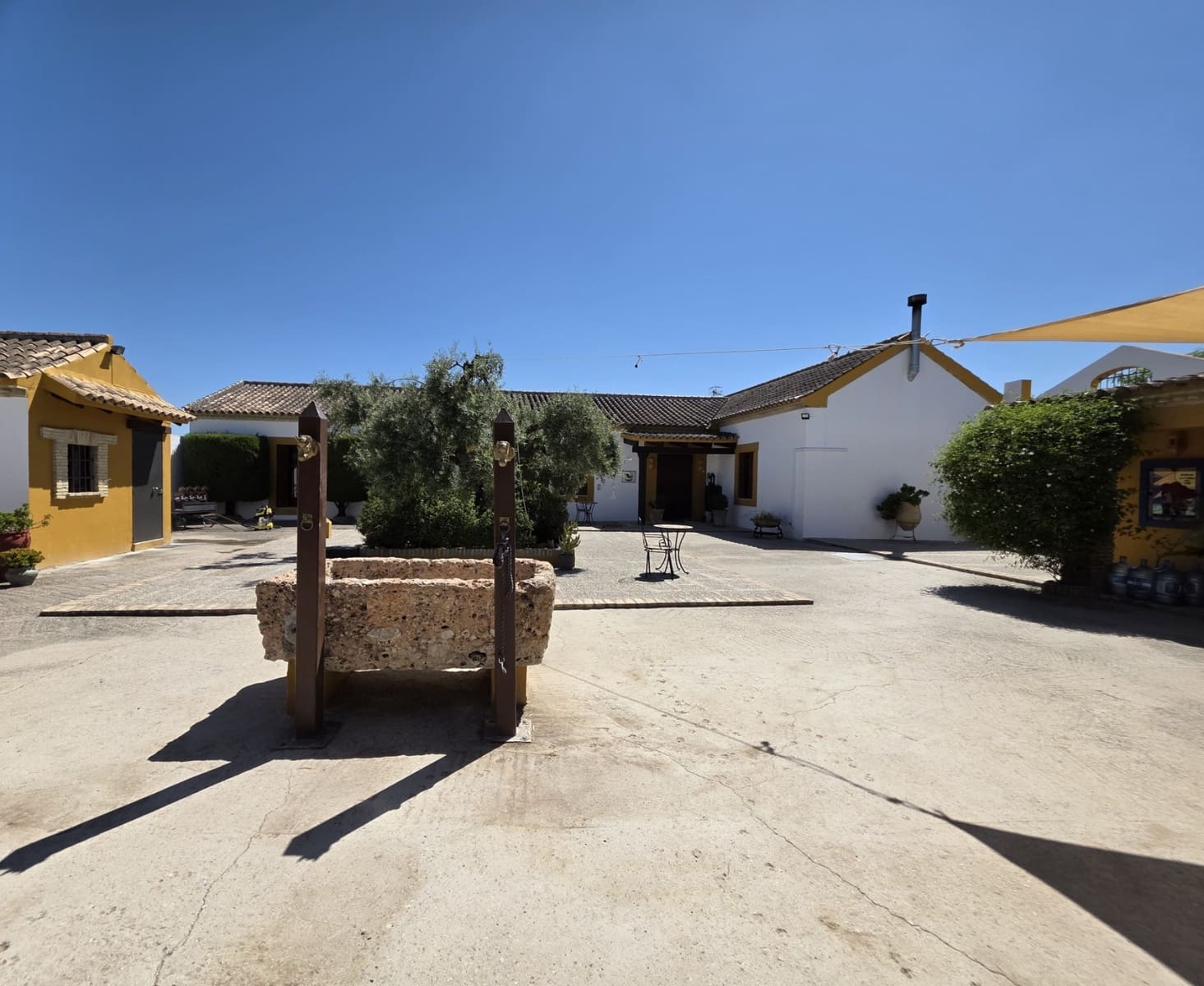 3 bedroom Finca/Country House for sale in Moron de la Frontera with pool - € 795,000 (Ref: 9590331)