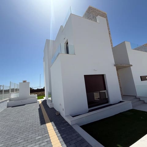 Chalet de 5 habitaciones en Balcón de Finestrat - Terra Marina, Finestrat en venta con piscina garaje - 819.000 € (Ref: 9714294)