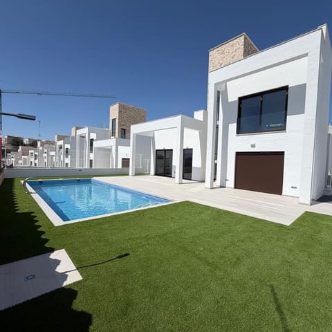 Chalet de 5 habitaciones en Balcón de Finestrat - Terra Marina, Finestrat en venta con piscina garaje - 819.000 € (Ref: 9714294)