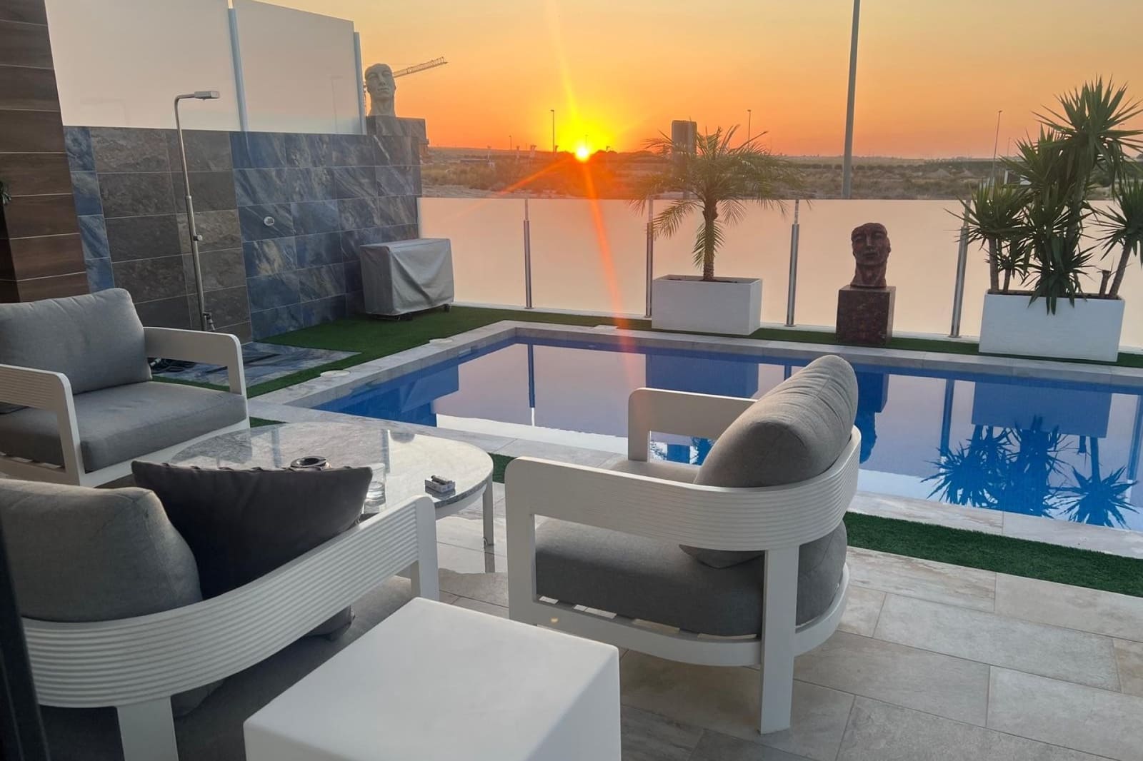 3 soveværelse Villa til salg i Orihuela med swimmingpool garage - € 515.000 (Ref: 9830346)