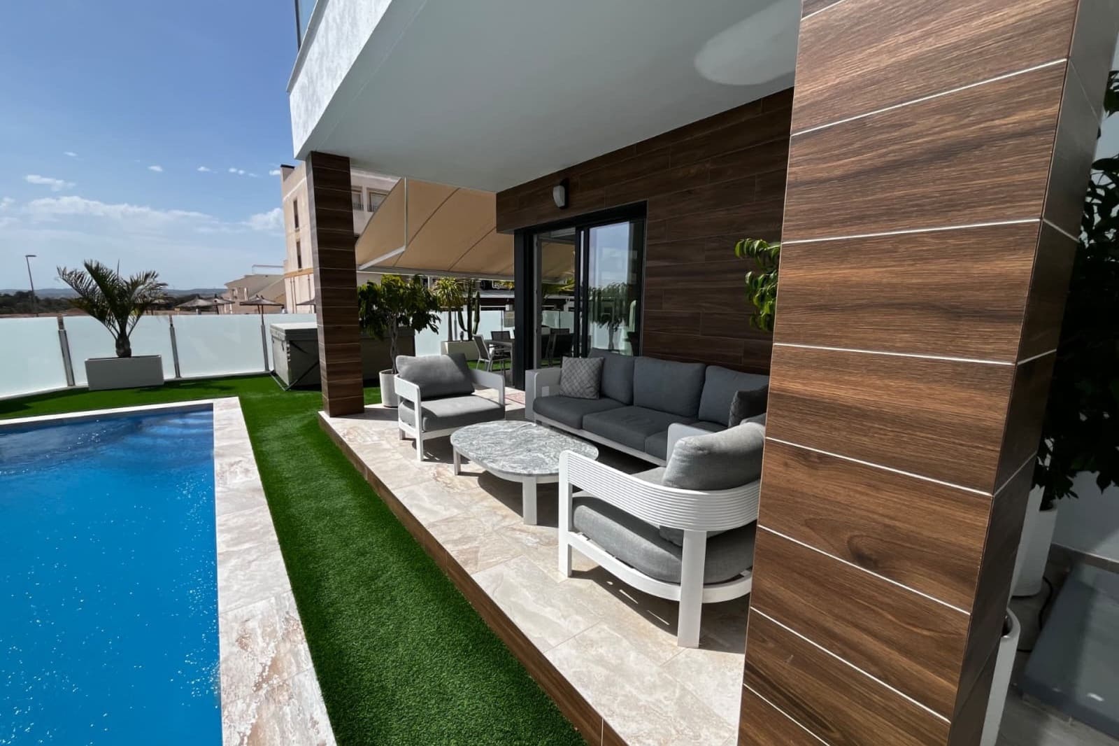 3 soveværelse Villa til salg i Orihuela med swimmingpool garage - € 515.000 (Ref: 9830346)