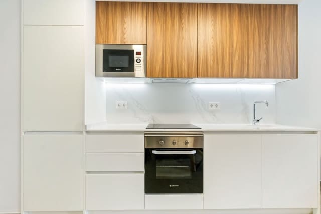 2 camera da letto Appartamento sulla Spiaggia in vendita in Las Piscinas Naturales, Torrevieja con piscina - 249.000 € (Rif: 9830351)