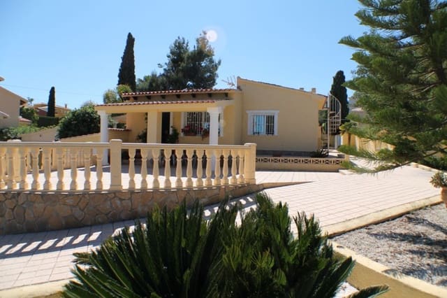 3 soveværelse Villa til salg i Pueblo - Urbanizaciones, Alfaz del Pi / L'Alfàs del Pi med swimmingpool garage - € 550.000 (Ref: 9870386)