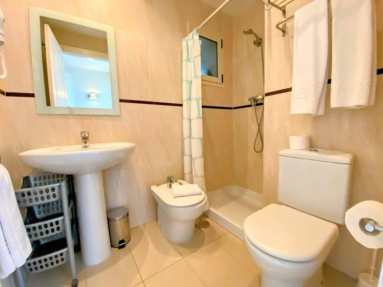 2 soverom Leilighet til salgs i Benidorm med svømmebasseng garasje - € 379 990 (Ref: 9870388)