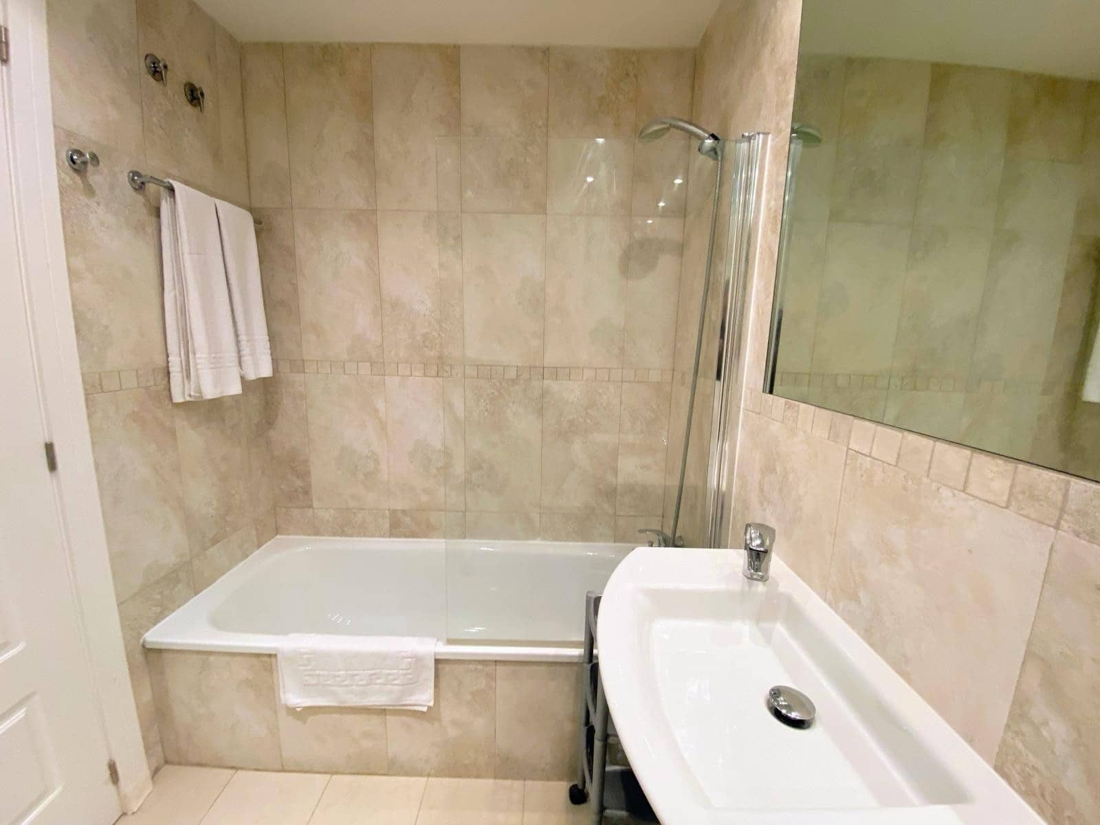 2 soverom Leilighet til salgs i Benidorm med svømmebasseng garasje - € 379 990 (Ref: 9870388)