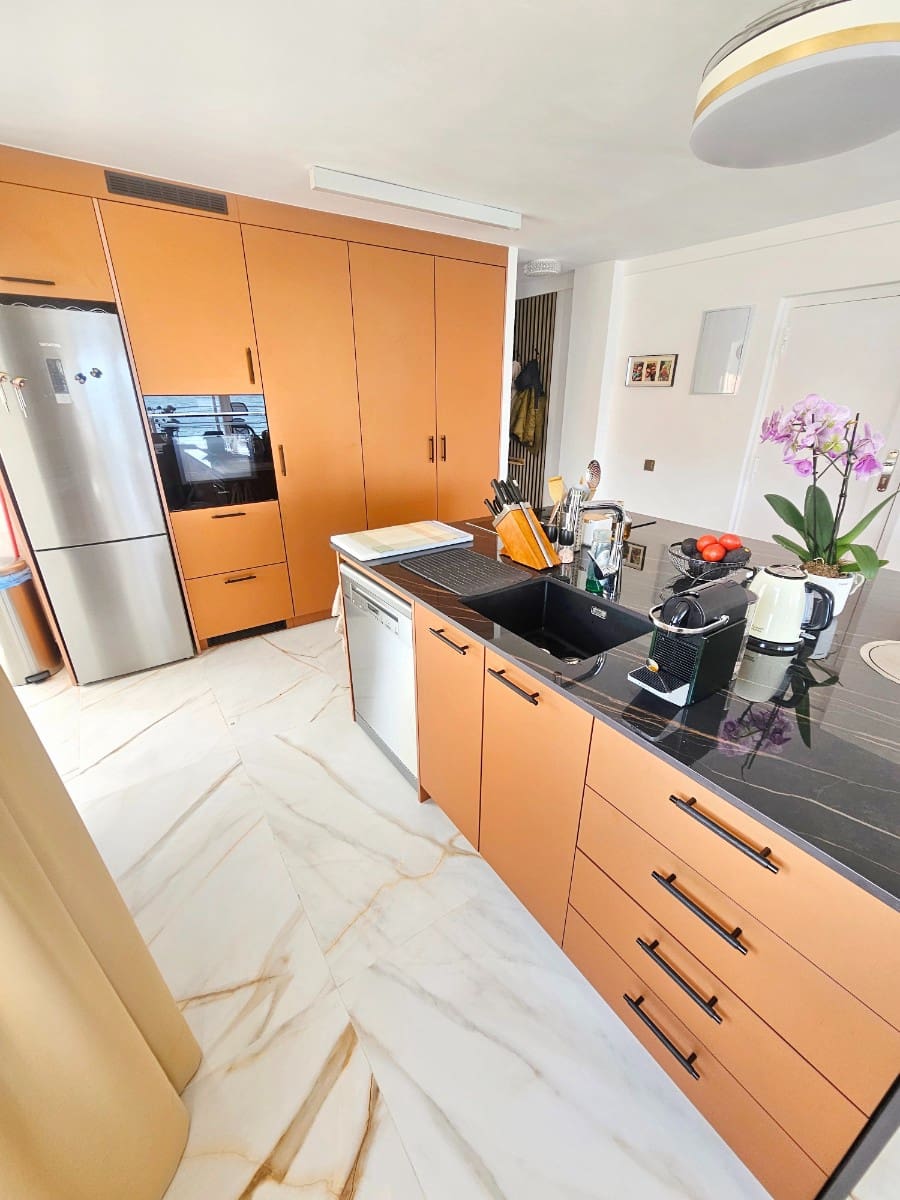 2 sypialnia Apartament przy plaży na sprzedaż w Altea z basenem garażem - 659 000 € (Ref: 9929998)
