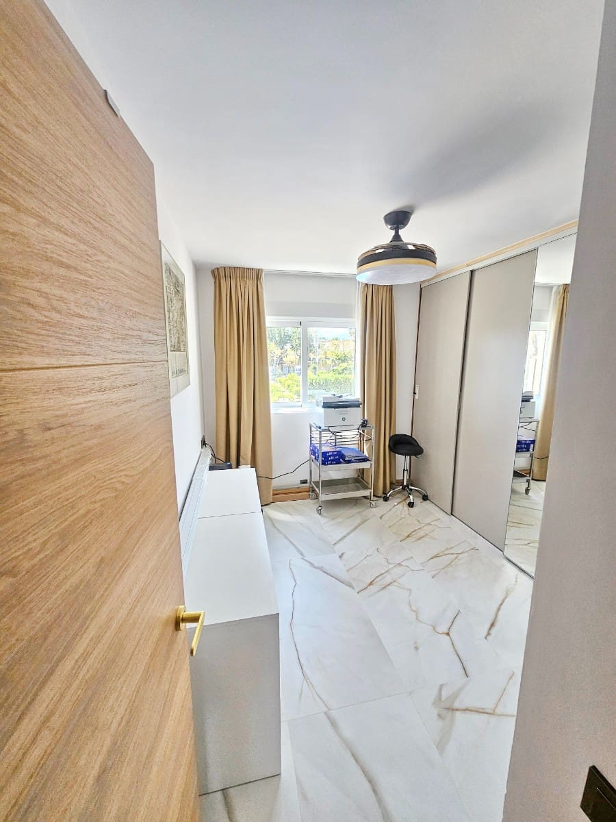 2 sypialnia Apartament przy plaży na sprzedaż w Altea z basenem garażem - 659 000 € (Ref: 9929998)