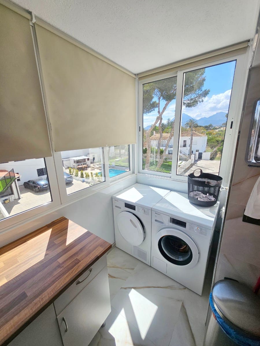 2 sypialnia Apartament przy plaży na sprzedaż w Altea z basenem garażem - 659 000 € (Ref: 9929998)