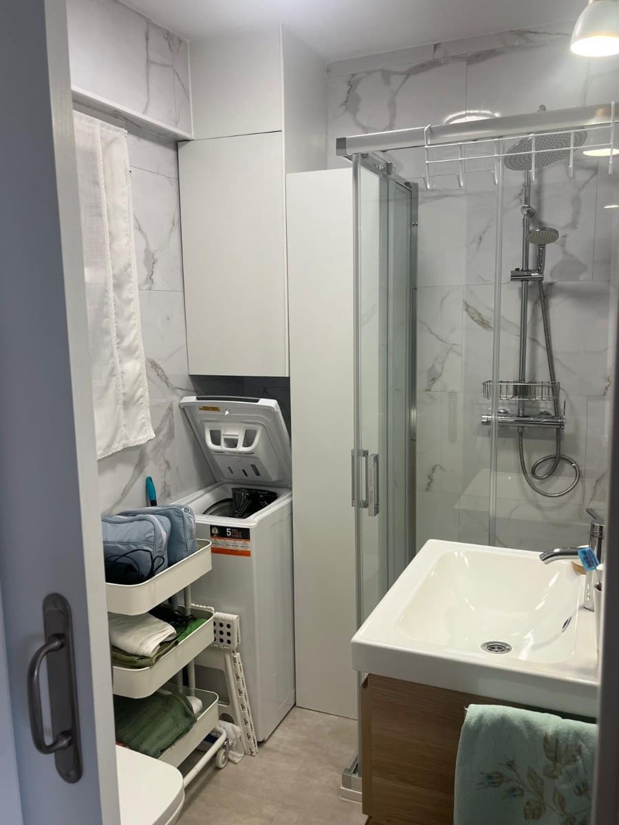 Studio na sprzedaż w Benidorm z basenem garażem - 229 000 € (Ref: 9956577)