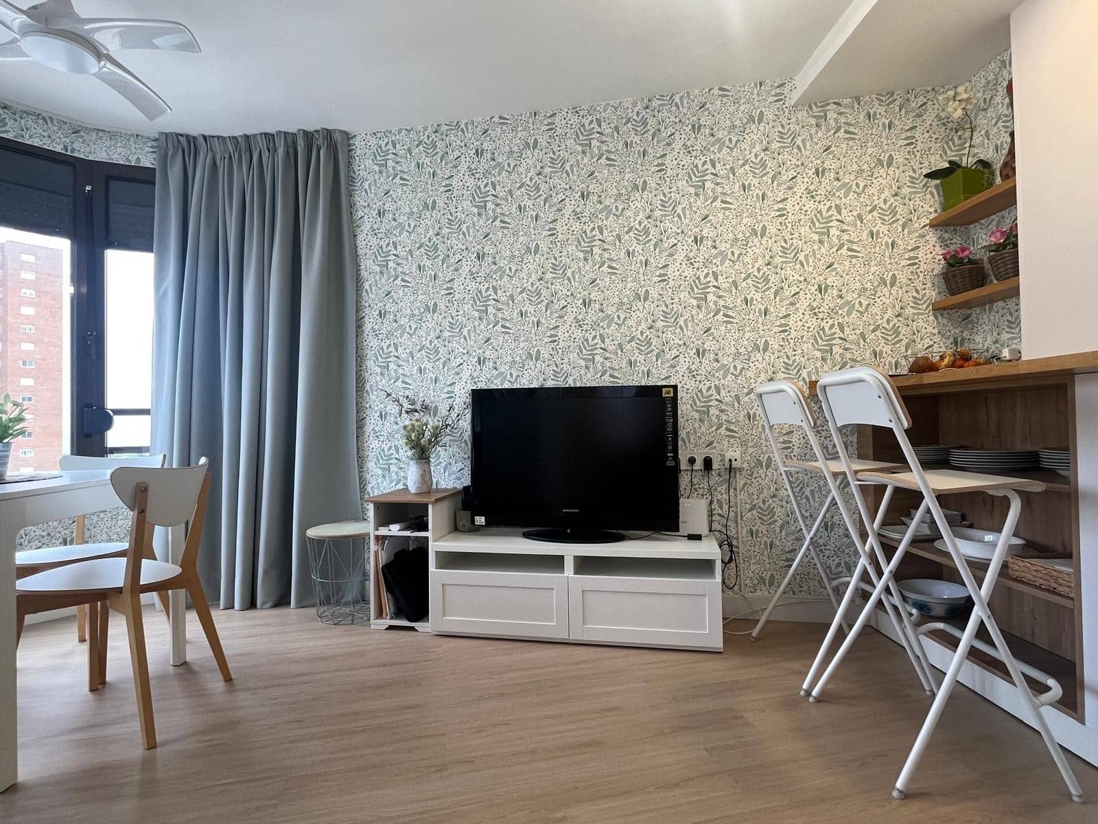 Studio na sprzedaż w Benidorm z basenem garażem - 229 000 € (Ref: 9956577)