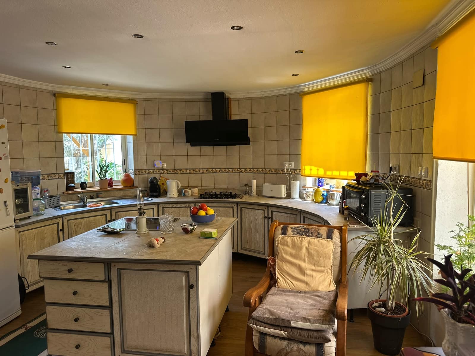 2 soveværelse Finca/Landehus til salg i Orxeta med swimmingpool garage - € 785.000 (Ref: 9958491)