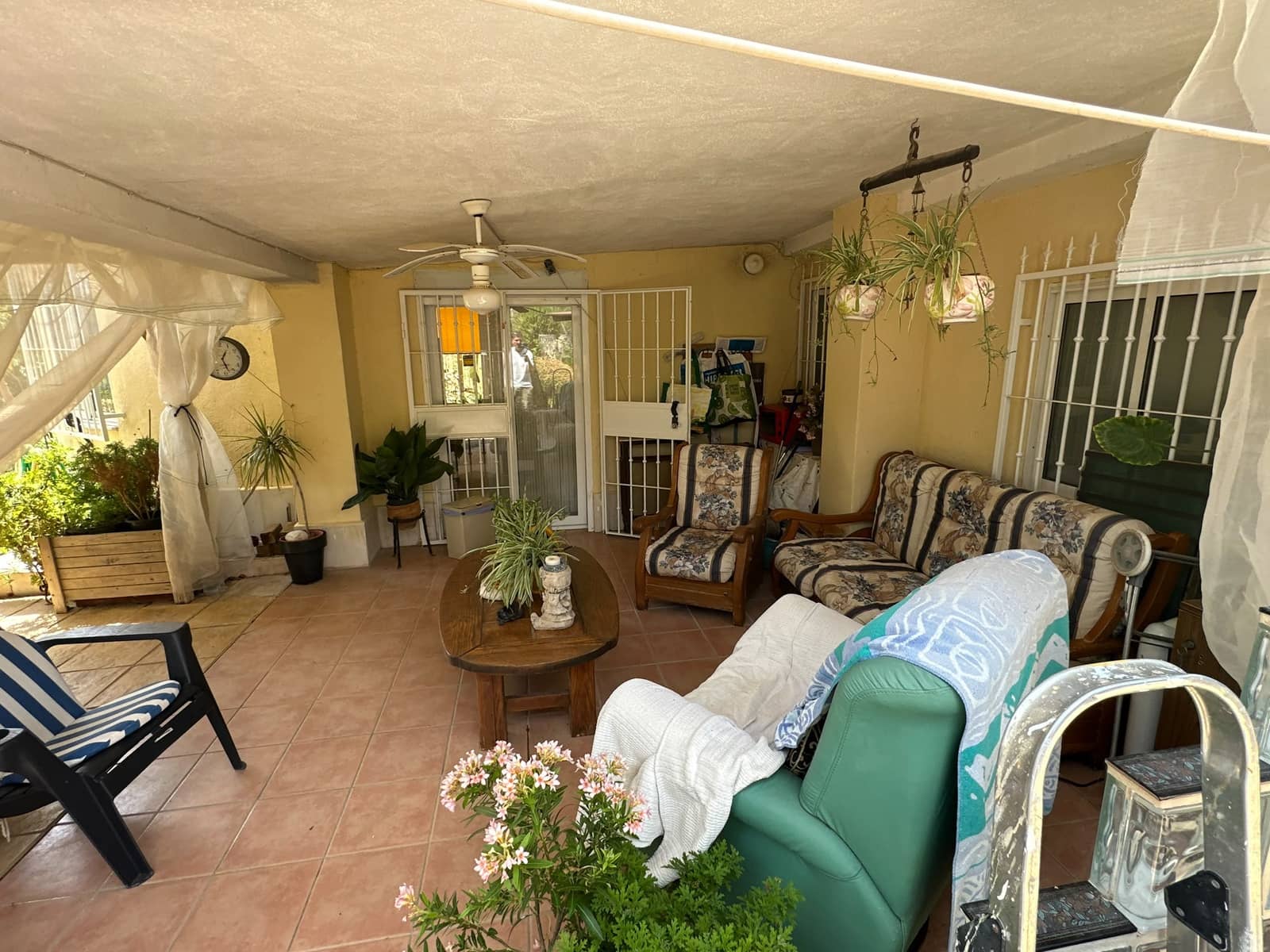 2 soveværelse Finca/Landehus til salg i Orxeta med swimmingpool garage - € 785.000 (Ref: 9958491)