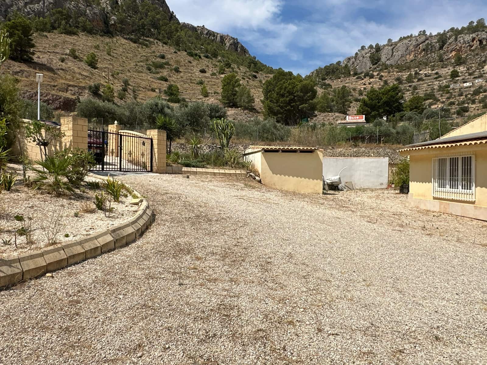 2 soveværelse Finca/Landehus til salg i Orxeta med swimmingpool garage - € 785.000 (Ref: 9958491)