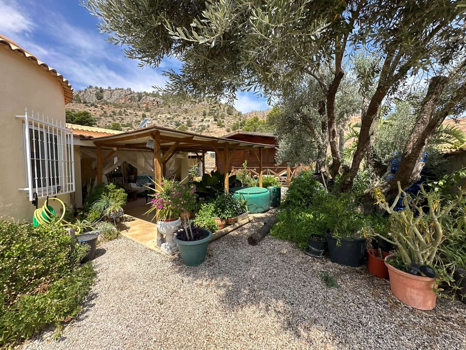 2 soveværelse Finca/Landehus til salg i Orxeta med swimmingpool garage - € 785.000 (Ref: 9958491)