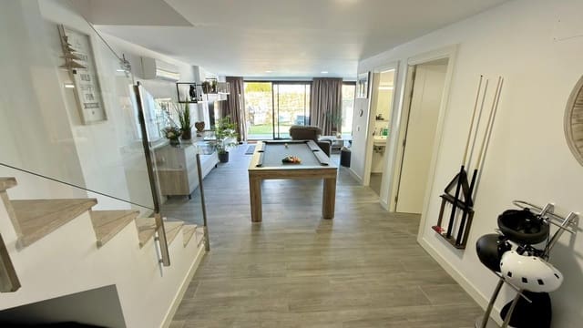 3 bedroom Apartment for sale in Balcón de Finestrat - Terra Marina, Finestrat with pool garage - € 460,000 (Ref: 9969057)