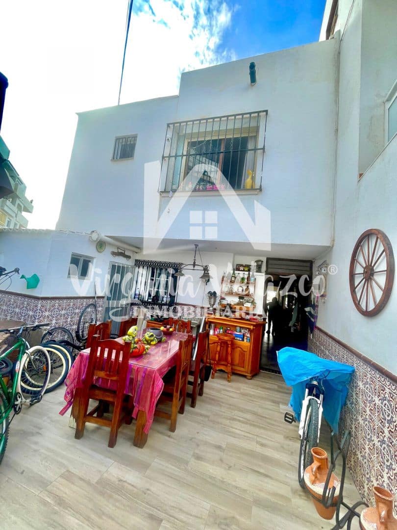 3 sypialnia Dom szeregowy na sprzedaż w Torre de Benagalbon z garażem - 625 000 € (Ref: 10059483)